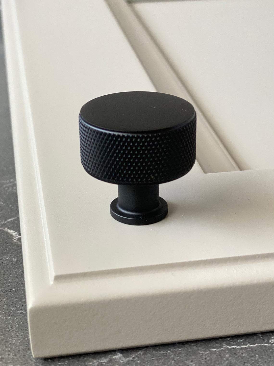 Knurled Round Knob "Texture" Cabinet Knob in Matte Black | Knobs