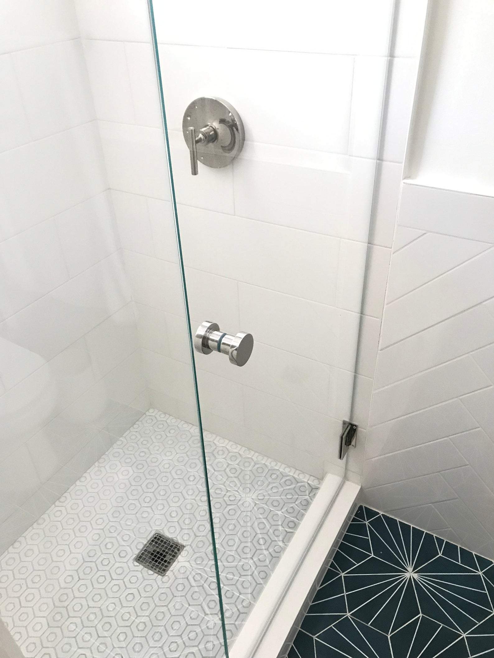 Glass Shower "Dot" Round Polished Nickel Back to Back Door Knob