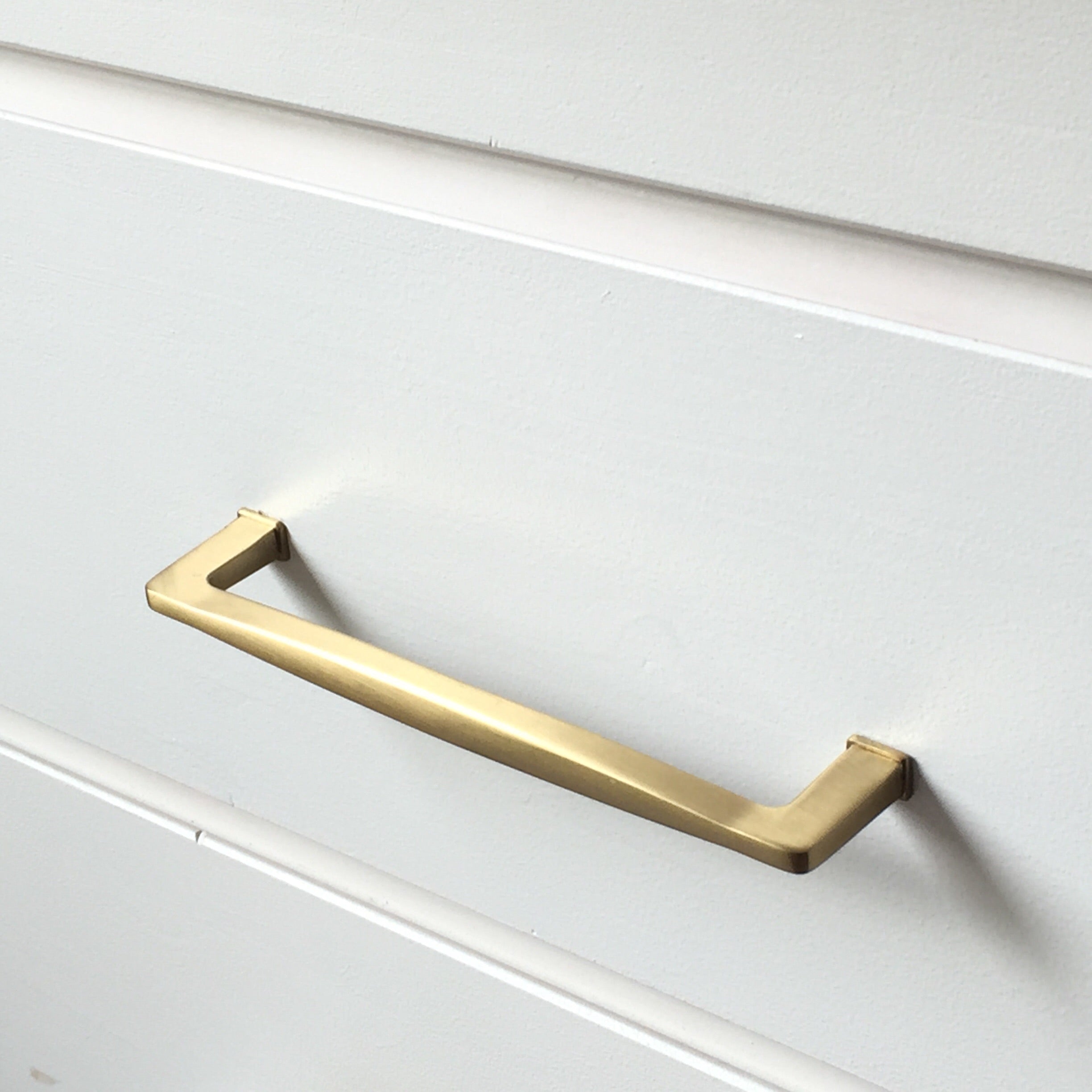 Kelly No.1 Brass Cabinet Drawer Pulls - Kitchen Drawer Handles - Brass Cabinet Hardware