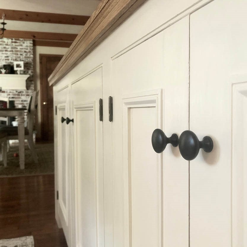 Round "Kelly" Cabinet Knob