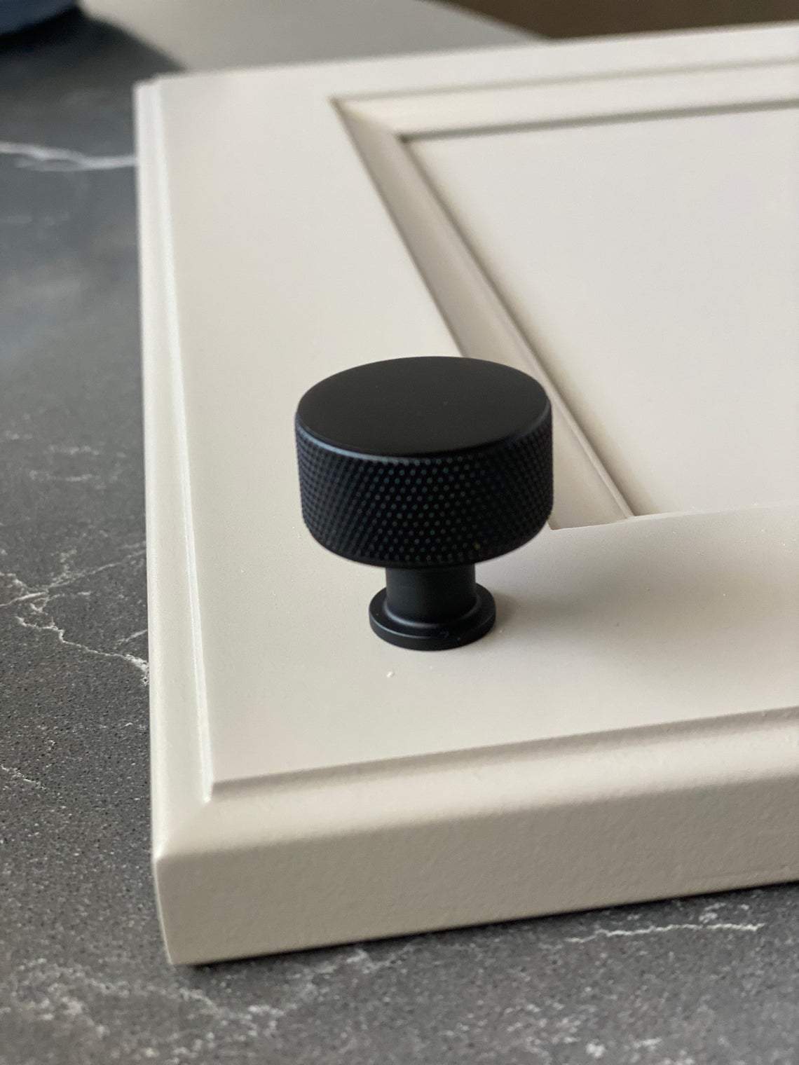 Knurled Round Knob "Texture" Cabinet Knob in Matte Black | Knobs