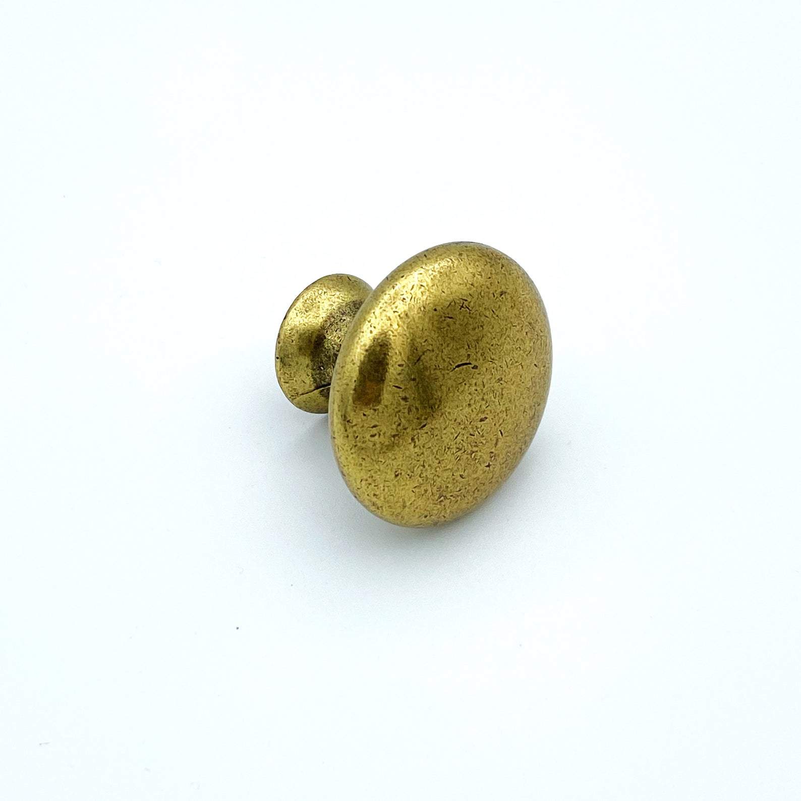 Antique Brass "Capri" Round Cabinet Knob | Pulls