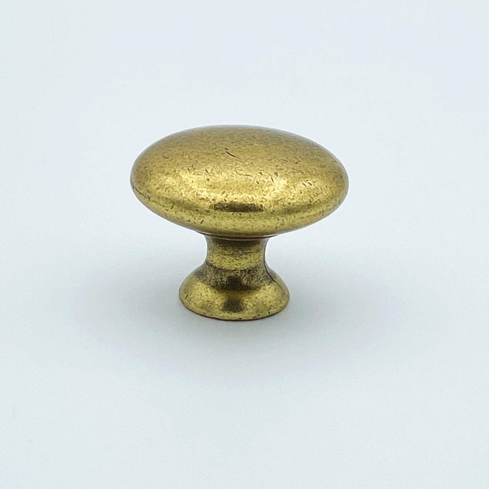 Antique Brass "Capri" Round Cabinet Knob | Pulls